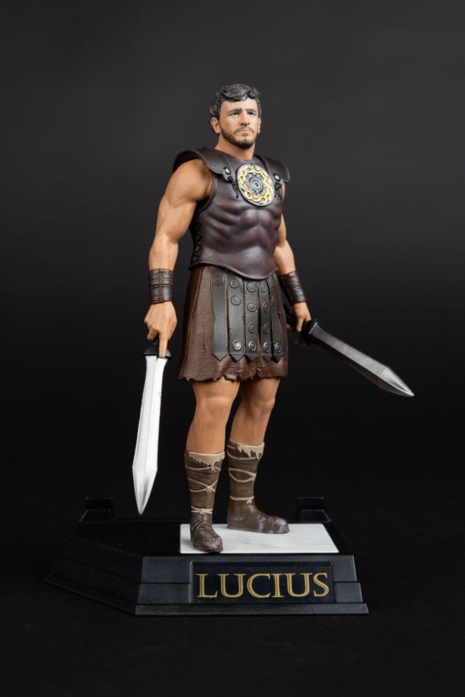 Gladiator II Movie Maniacs Action Figure Lucius 16 cm