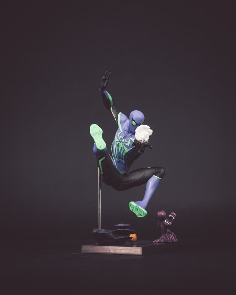 Marvel Rivals Collection Gamerverse 1/6 Action Figure Spider-Man (Platinum Edition) 26 cm - Damaged packaging