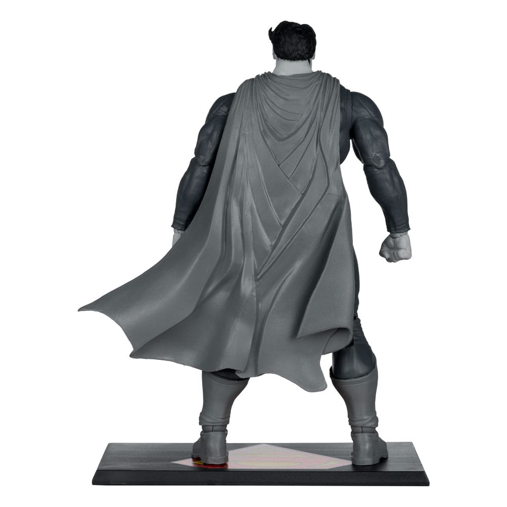 DC Multiverse Action Figure Superman (The Dark Knight Returns) (Black & White Accent Edition) (Gold Label) 18 cm