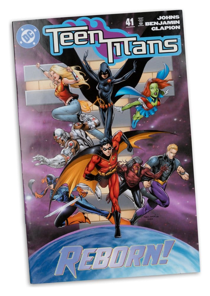 DC Direct Page Punchers Action Figure Miss Martian (Teen Titans #41) (Red Platinum Edition) 17 cm