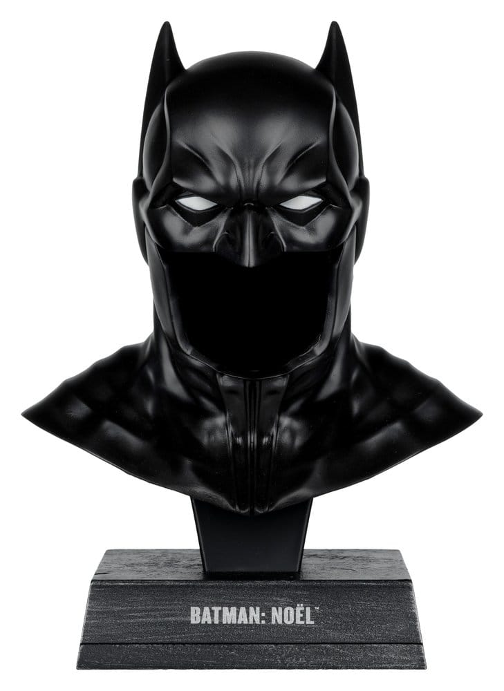 Batman DC Direct Mini-Replica 1/3 Batman Mask (Batman: Noel) 23 cm