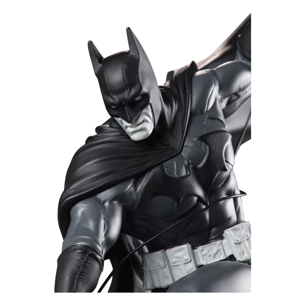 DC Direct Batman Black & White Statue 1/10 Batman by Inhyuk Lee 25 cm