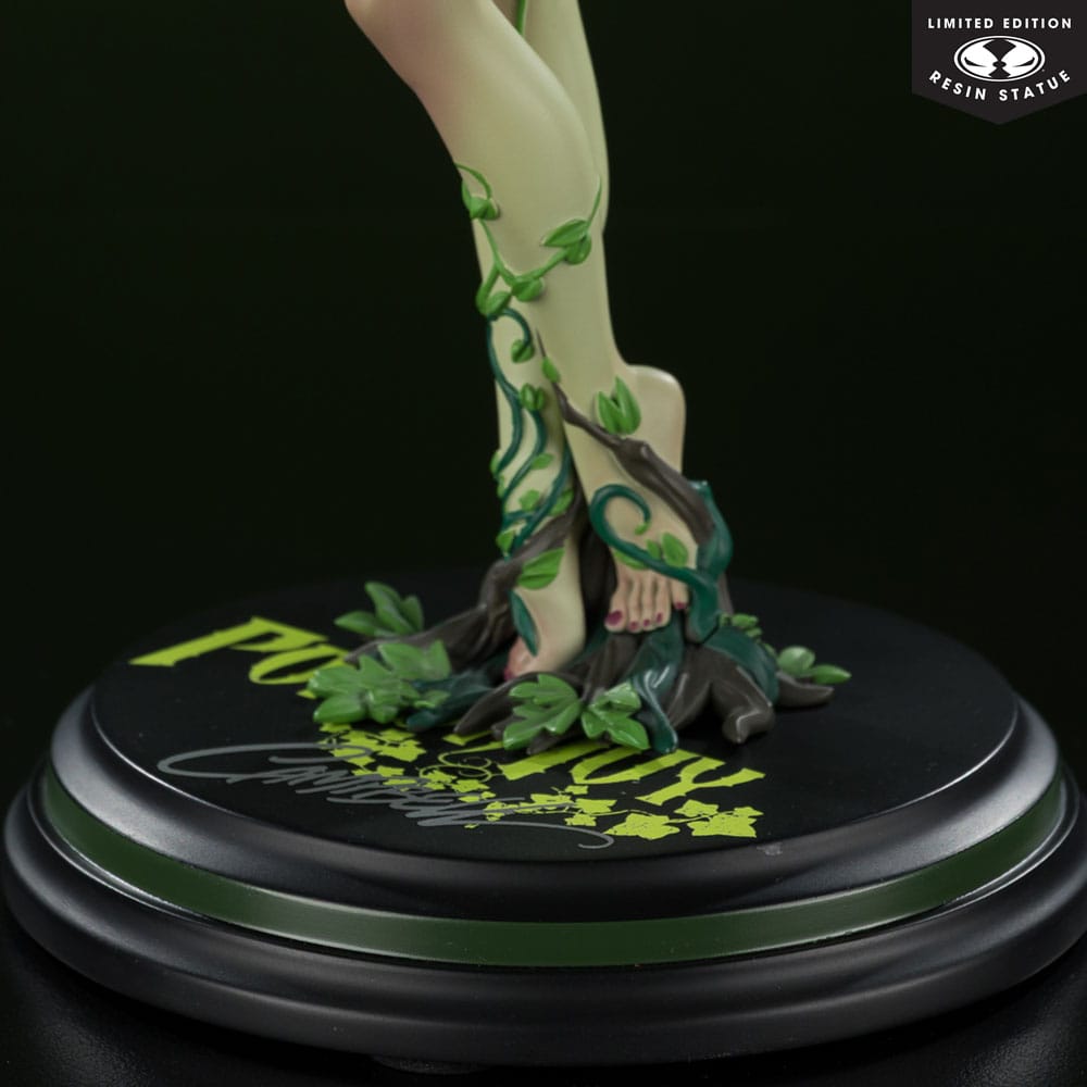 DC Direct Cover Girls Statue 1/8 Poison Ivy by J. Scott Campbell 24 cm