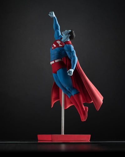 DC Direct Statue 1/10 Superman Red and Blue: Superman by Gary Frank Limited Edition 26 cm