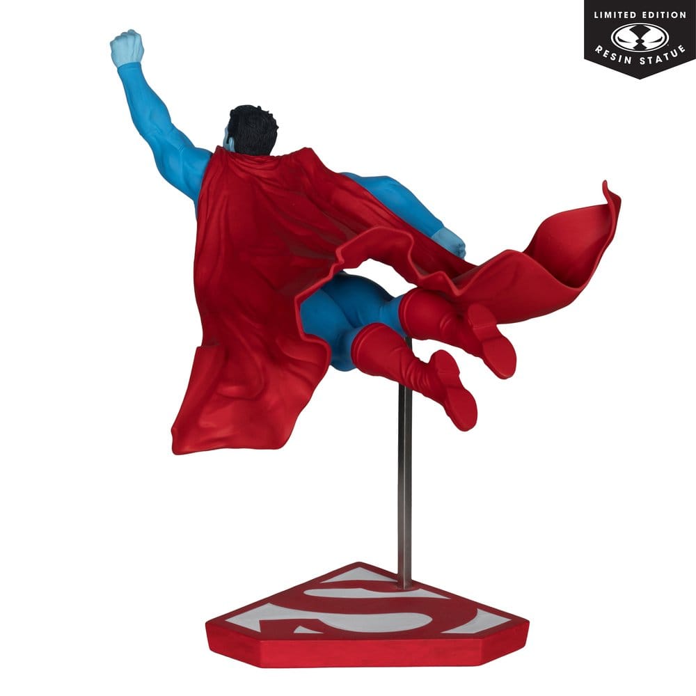 DC Direct Superman Red &amp; Blue Statue 1/10 Superman by Lee Bermejo 26 cm