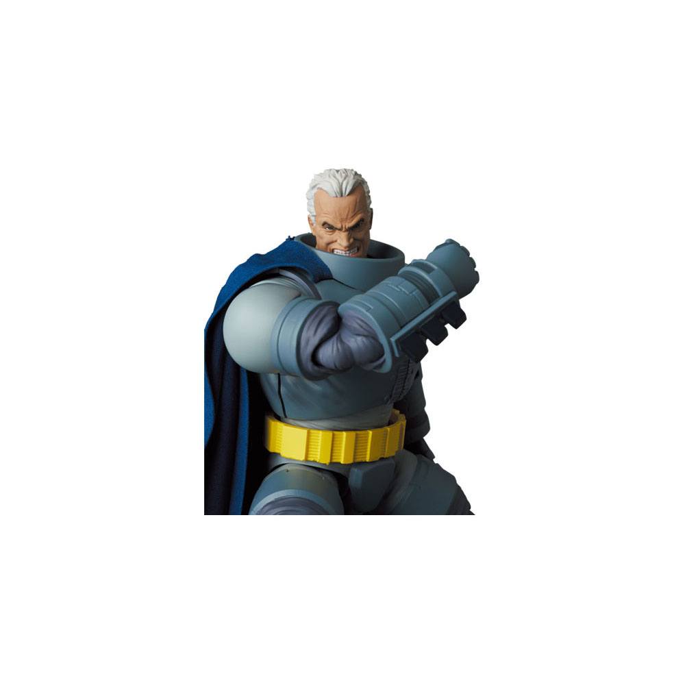 Batman MAFEX Action Figure Armored Batman (TDKR) 16 cm (re-run)
