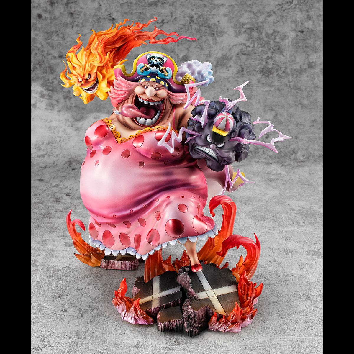 One Piece P.O.P PVC Statue Great Pirate Big Mom Charlotte Linlin 36 cm