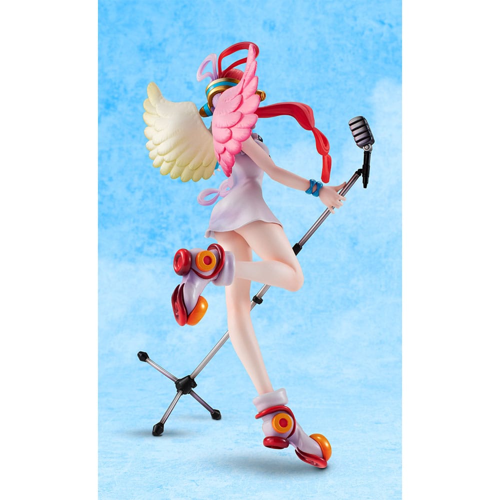 One Piece Red P.O.P PVC Statue Diva of the world Uta 23 cm - Severely damaged packaging