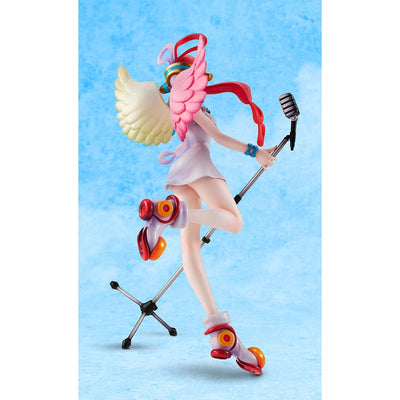 One Piece Red P.O.P PVC Statue Diva of the world Uta 23 cm - Severely damaged packaging