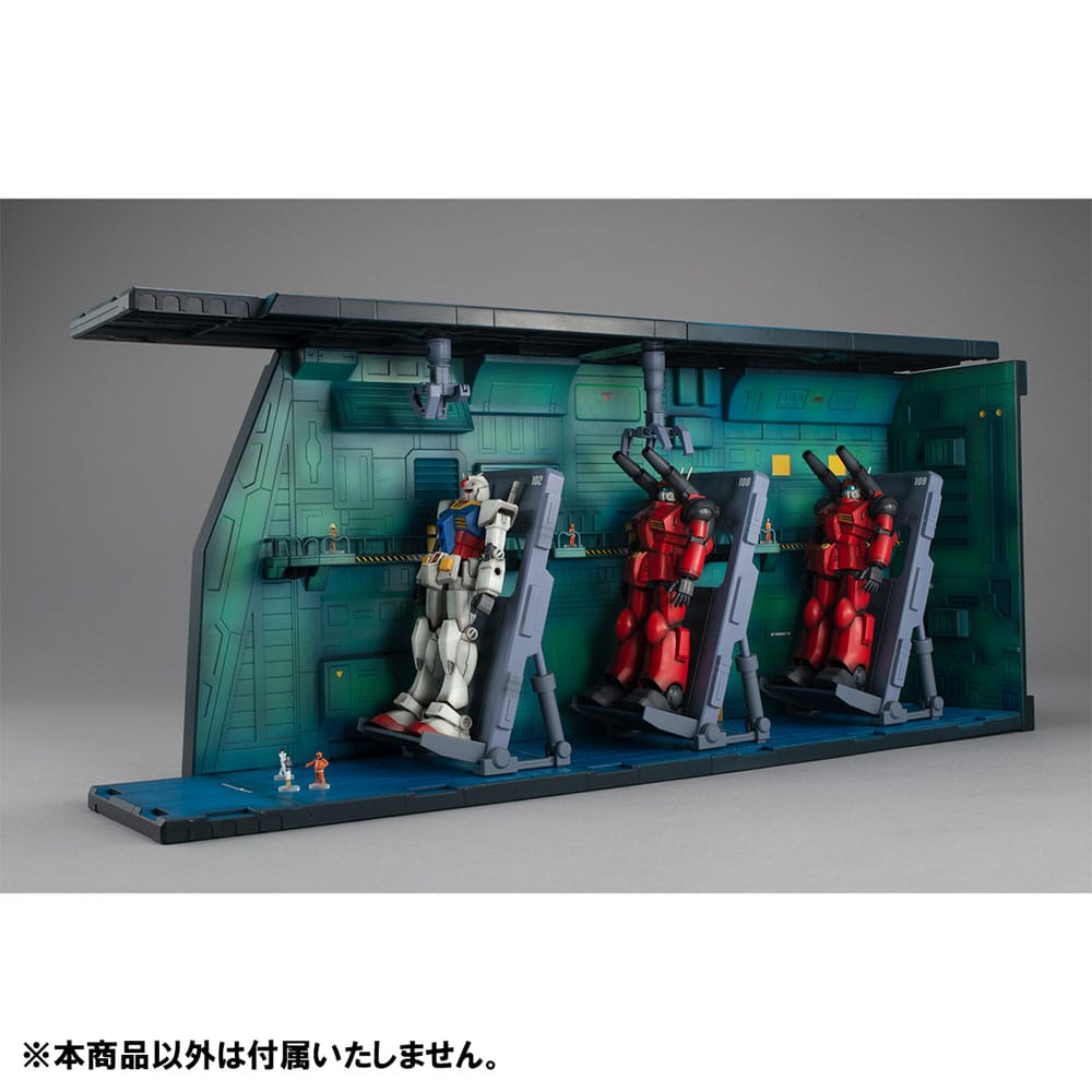 Mobile Suit Gundam SEED Realistic Model Series Diorama 1/144 White Base Catapult Deck Anime Edition