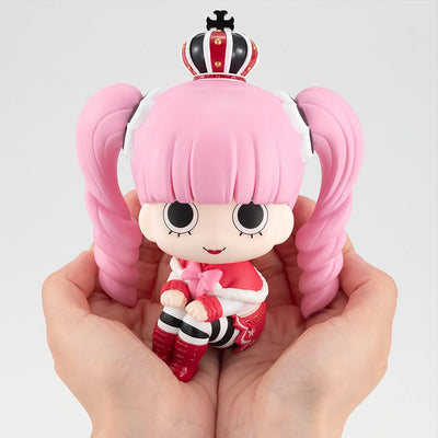 One Piece Look Up PVC Statue Perona 11 cm