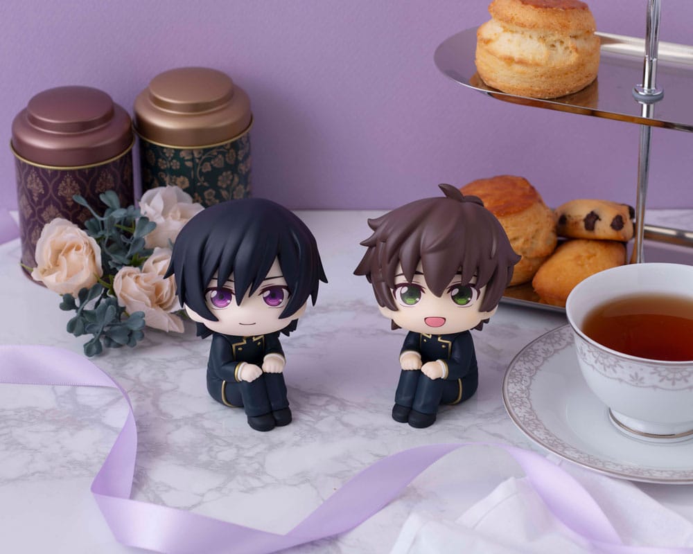 Code Geass Lelouch of the Rebellion Look Up PVC Statues Lelouch Lamperouge &amp; Suzaku Kururugi Set (with gift) 11 cm