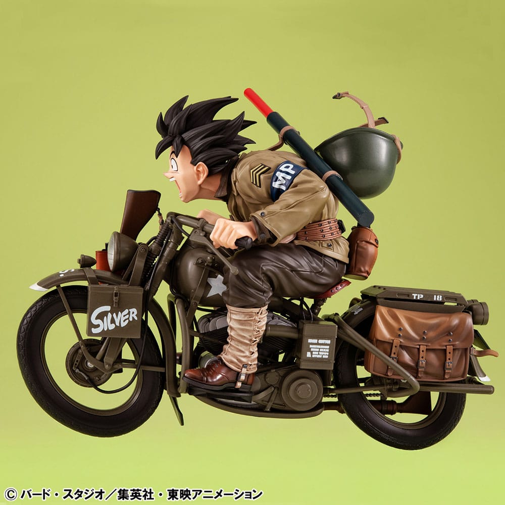 Dragonball Z 05 Desktop Real McCoy PVC Diorama Son Goku &amp; Bike 18 cm