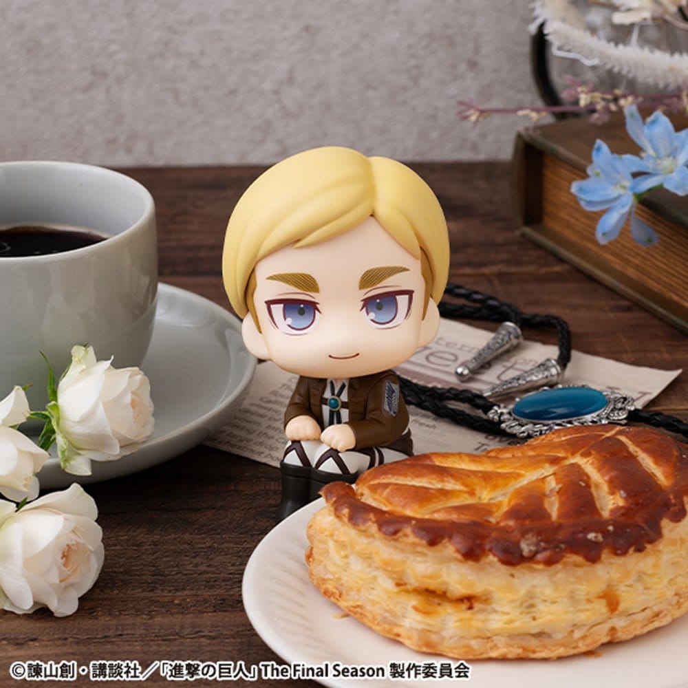 Attack on Titan Look Up PVC Statues Hange Zoe & Erwin Smith (with gift) 11 cm