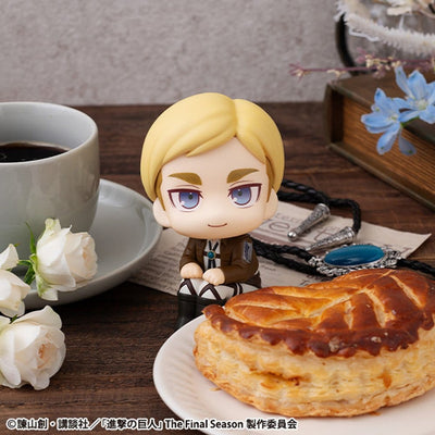 Attack on Titan Look Up PVC Statues Hange Zoe & Erwin Smith (with gift) 11 cm