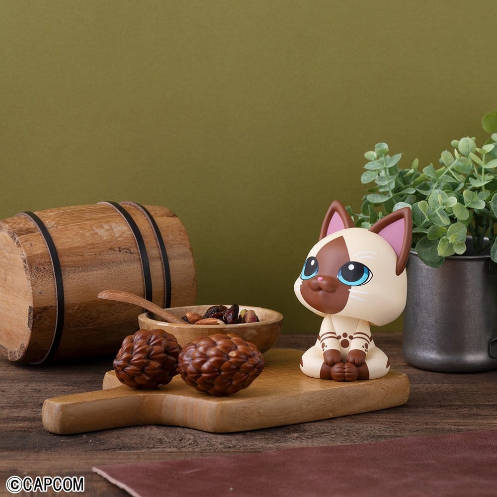 Monster Hunter Look Up PVC Figure Airou 11 cm