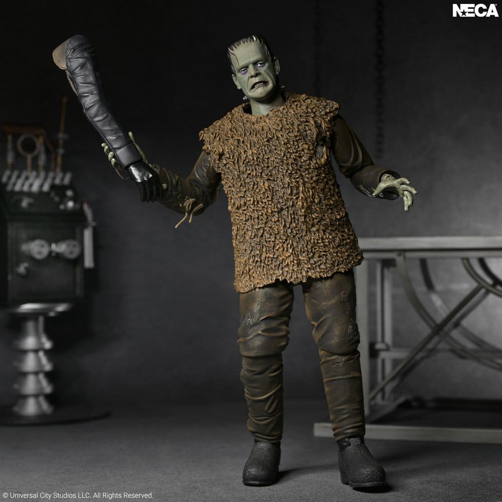 Universal Monsters: Son of Frankenstein Action Figure Ultimate Frankenstein's Monster 18 cm