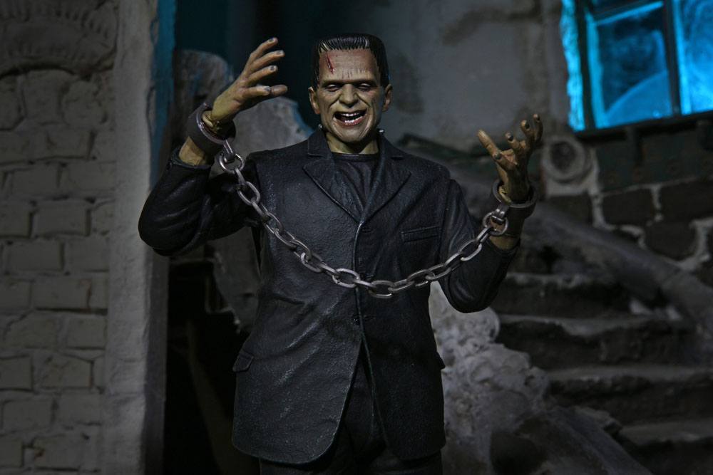 Universal Monsters Action Figure Ultimate Frankenstein's Monster (Color) 18 cm