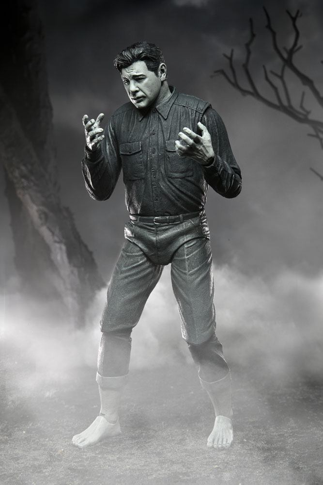 Universal Monsters Action Figure Ultimate The Wolf Man (Black & White) 18 cm