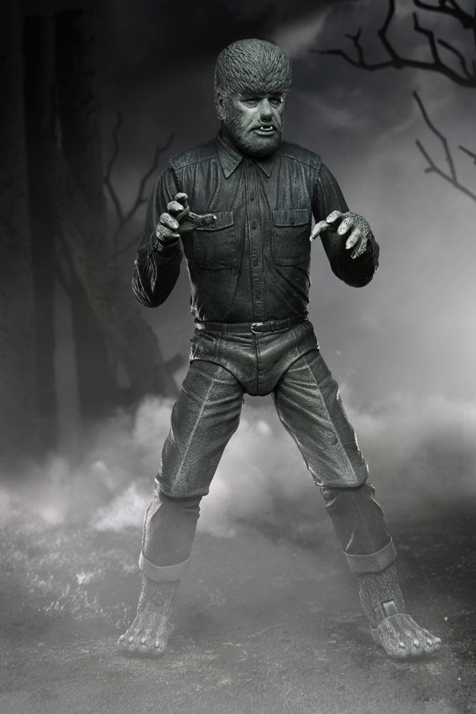 Universal Monsters Action Figure Ultimate The Wolf Man (Black & White) 18 cm