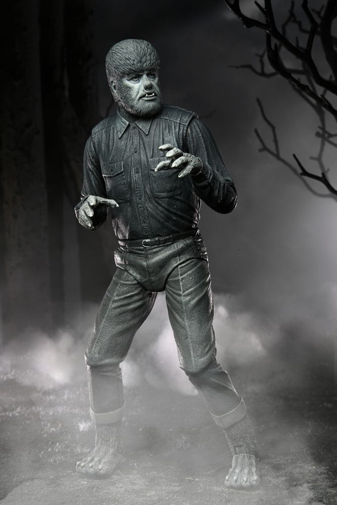 Universal Monsters Action Figure Ultimate The Wolf Man (Black & White) 18 cm