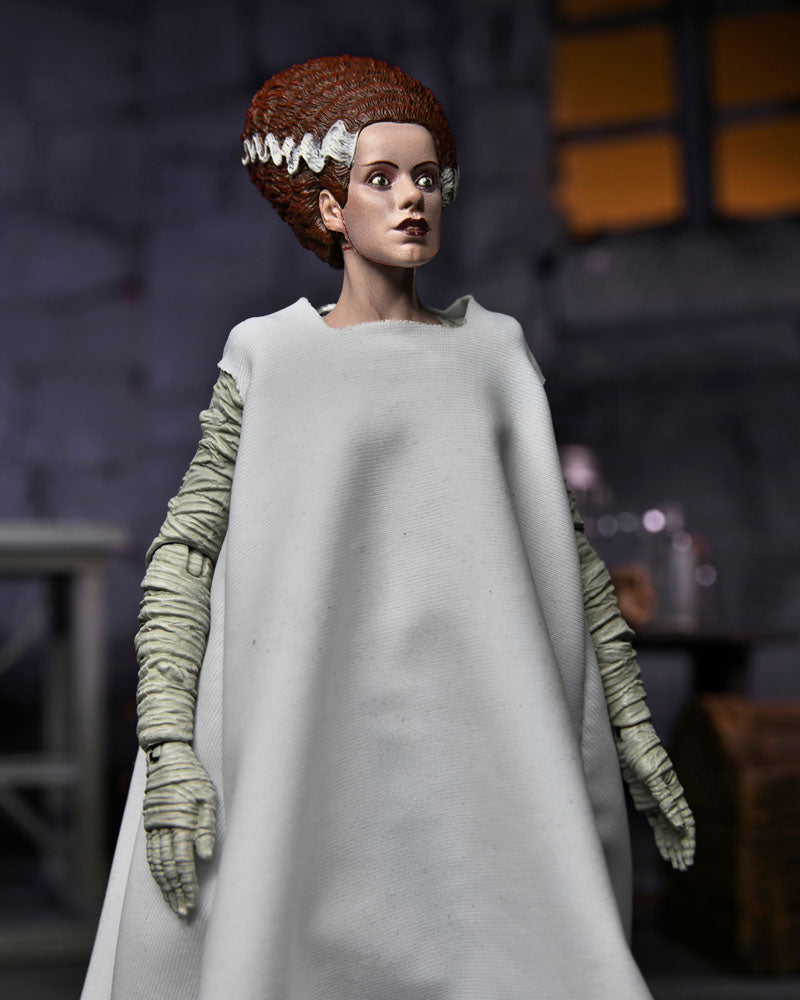 Universal Monsters Action Figure Ultimate Bride of Frankenstein (Color) 18 cm