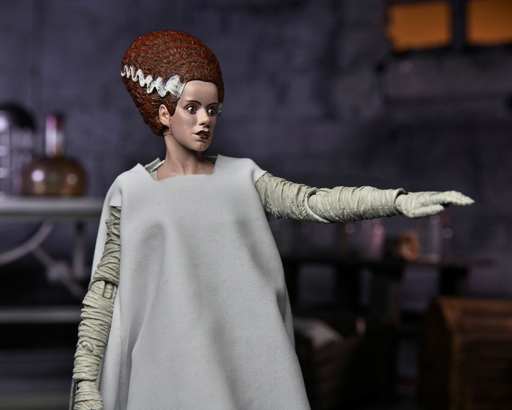 Universal Monsters Action Figure Ultimate Bride of Frankenstein (Color) 18 cm