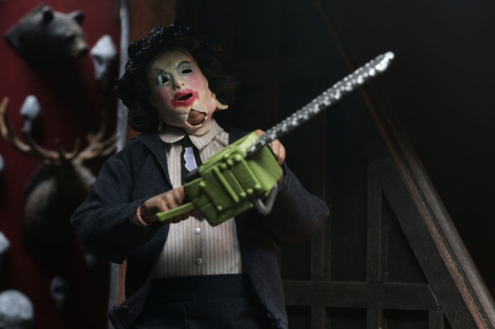 Texas Chainsaw Massacre Clothed Action Figure Pretty Woman Leatherface 20 cm