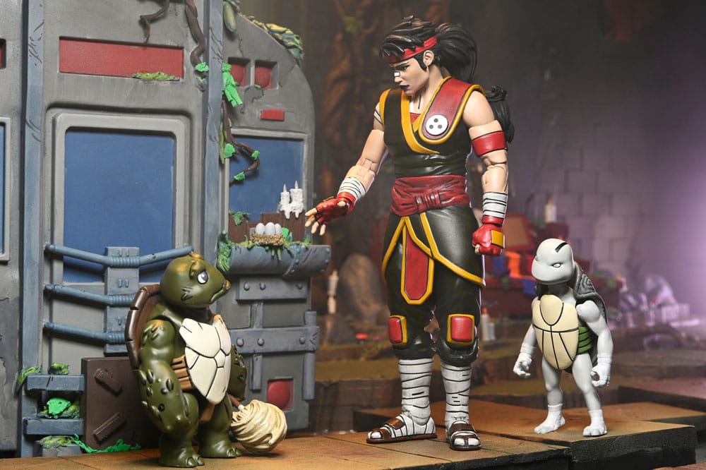 Teenage Mutant Ninja Turtles: The Last Ronin Action Figure Ultimate Casey Marie with Baby Odyn & Uno 17 cm