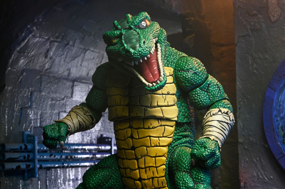 Teenage Mutant Ninja Turtles (Mirage Comics) Action Figure Leatherhead 21 cm - Damaged packaging