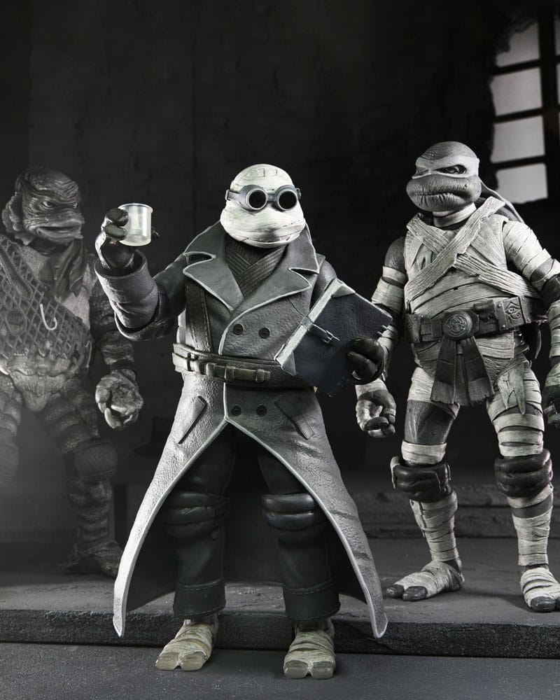 Universal Monsters x Teenage Mutant Ninja Turtles Action Figures 4-Pack Turtles Black &amp; White 18 cm