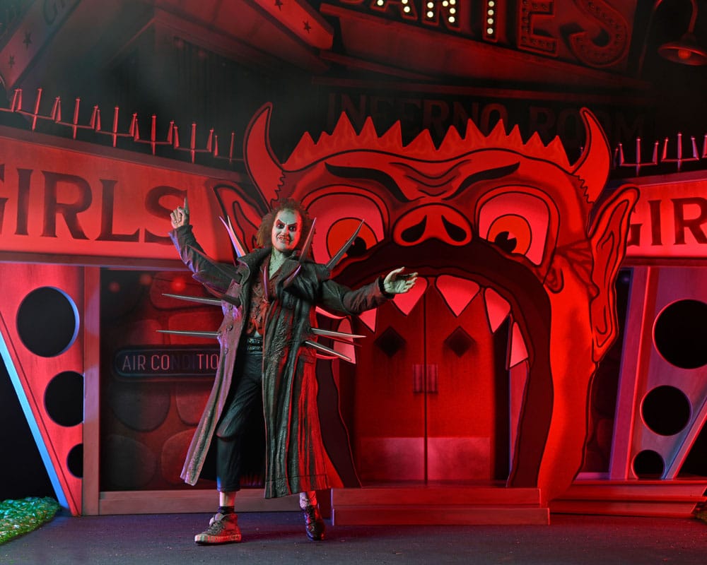 Beetlejuice (1988) Diorama Trenchcoat with Spikes Inferno Room Deluxe Set  - Damaged packaging