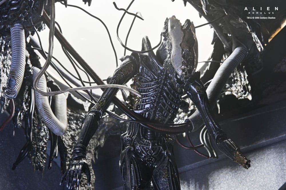 Alien: Romulus Action Figure Deluxe Suspended Lab Xenomorph XX121 18 cm - Damaged packaging