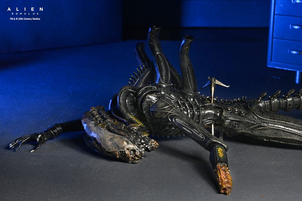 Alien: Romulus Action Figure Deluxe Suspended Lab Xenomorph XX121 18 cm - Damaged packaging
