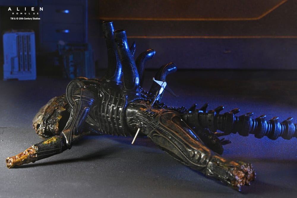 Alien: Romulus Action Figure Deluxe Suspended Lab Xenomorph XX121 18 cm - Damaged packaging