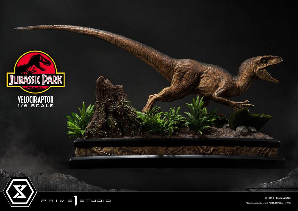 Jurassic Park Legacy Museum Collection Statue 1/6 Velociraptor Attack 38 cm