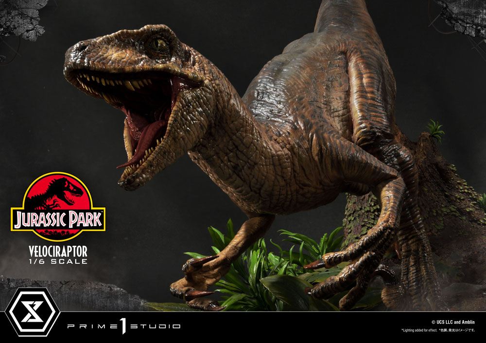 Jurassic Park Legacy Museum Collection Statue 1/6 Velociraptor Attack 38 cm