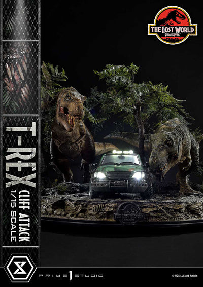 Jurassic World: The Lost World Statue 1/15 T-Rex Cliff Attack Bonus Version 53 cm