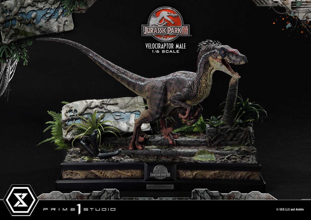 Jurassic Park III Legacy Museum Collection Statue 1/6 Velociraptor Male 40 cm