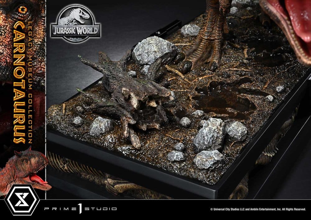 Jurassic World: Fallen Kingdom Legacy Museum Collection Statue 1/15 Carnotaurus 38 cm