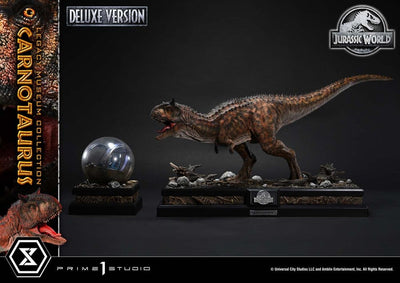 Jurassic World: Fallen Kingdom Legacy Museum Collection Statue 1/15 Carnotaurus Deluxe 38 cm