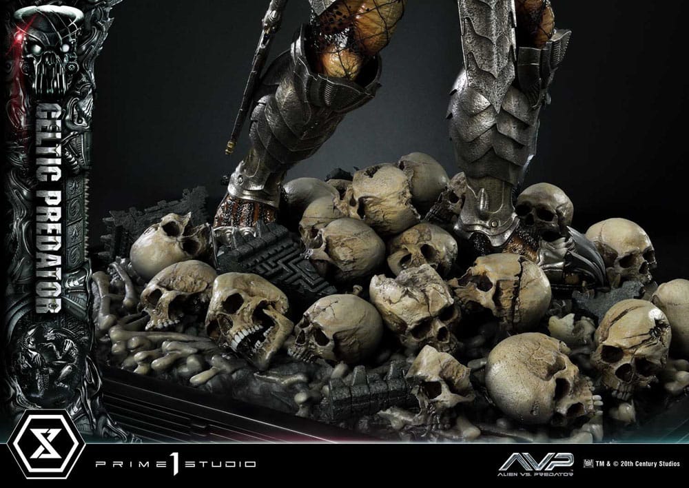 The Alien vs. Predator Museum Masterline Series Statue 1/3 Celtic Predator Bonus Ver. 95 cm