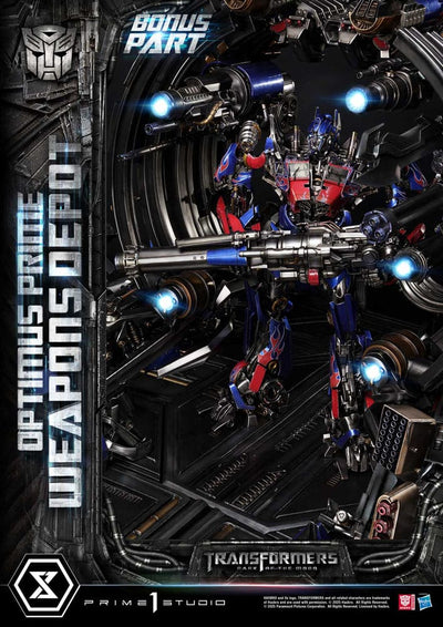 Transformers: Dark of the Moon (Film) Museum Masterline Statue Optimus Prime Weapons Depot Bonus Version 127 cm