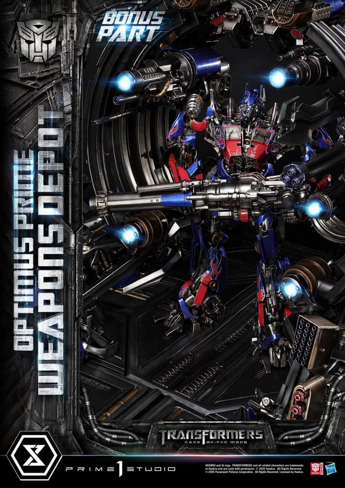 Transformers: Dark of the Moon (Film) Museum Masterline Statue Optimus Prime Weapons Depot Bonus Version 127 cm