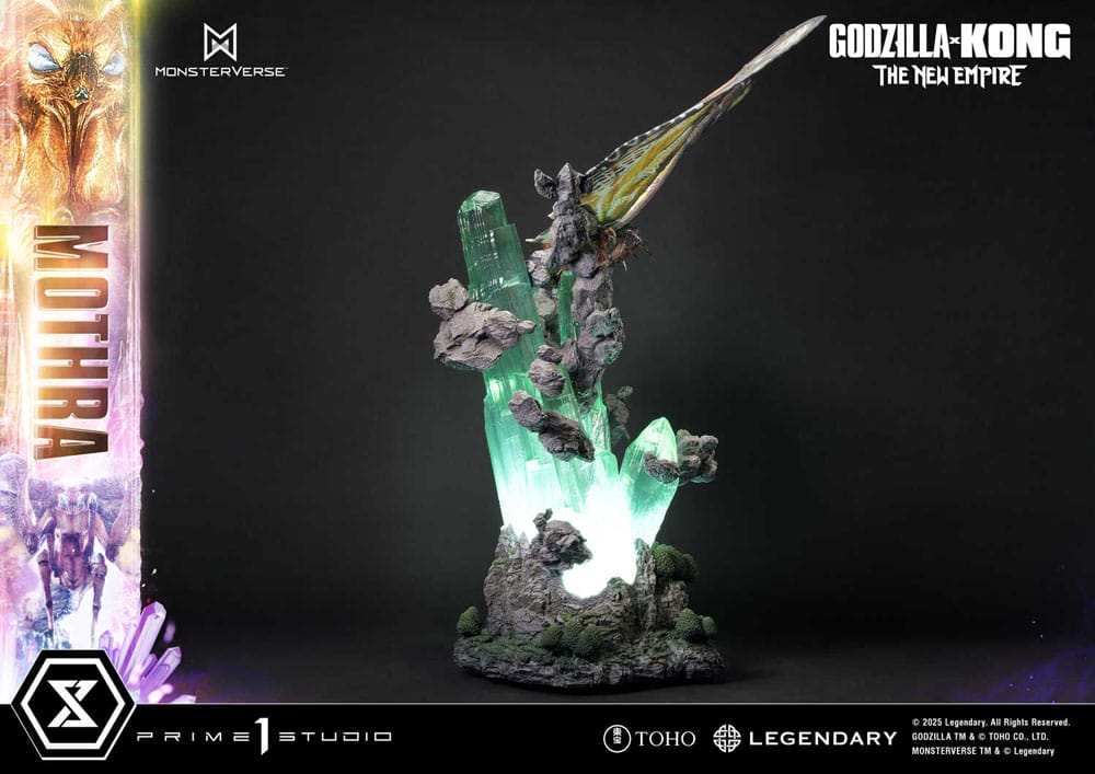Godzilla x Kong: The New Empire Ultimate Diorama Masterline Series Statue Mothra 113 cm