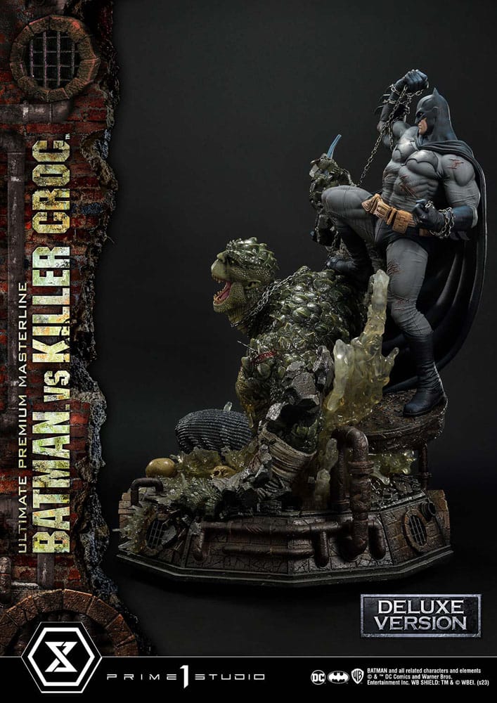 Batman Ultimate Premium Masterline Series Statue Batman Versus Killer Croc Deluxe Version 71 cm