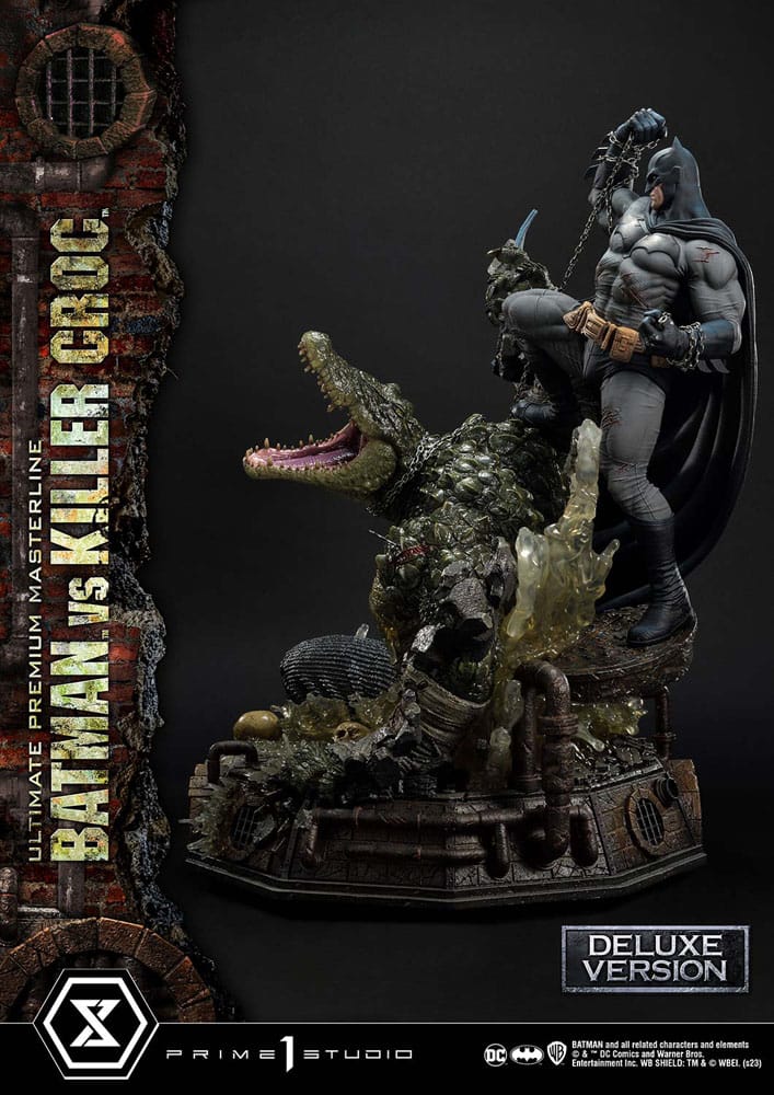 Batman Ultimate Premium Masterline Series Statue Batman Versus Killer Croc Deluxe Version 71 cm