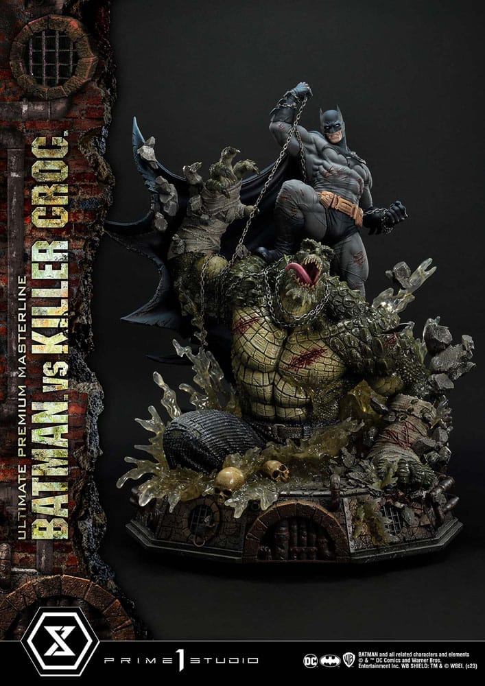 Batman Ultimate Premium Masterline Series Statue Batman Versus Killer Croc Deluxe Version 71 cm