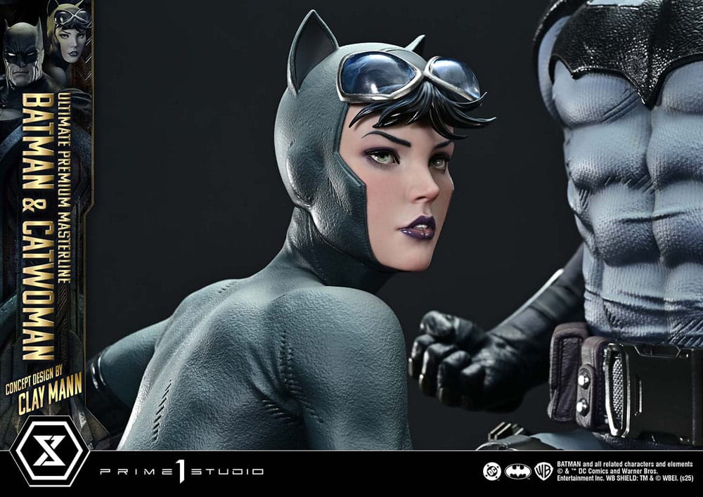 DC Comics Ultimate Premium Masterline Series Statue 1/4 Batman & Catwoman (Concept Design by Clay Mann) Bonus Version 56 cm