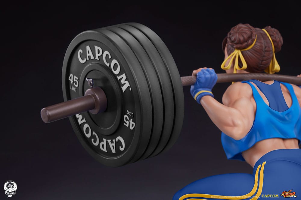 Street Fighter Premier Series Statue 1/4 Chun-Li Powerlifting (Alpha Edition) 37 cm